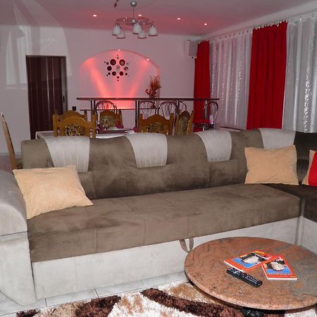 Apartman Marko Ogulin Exteriér fotografie