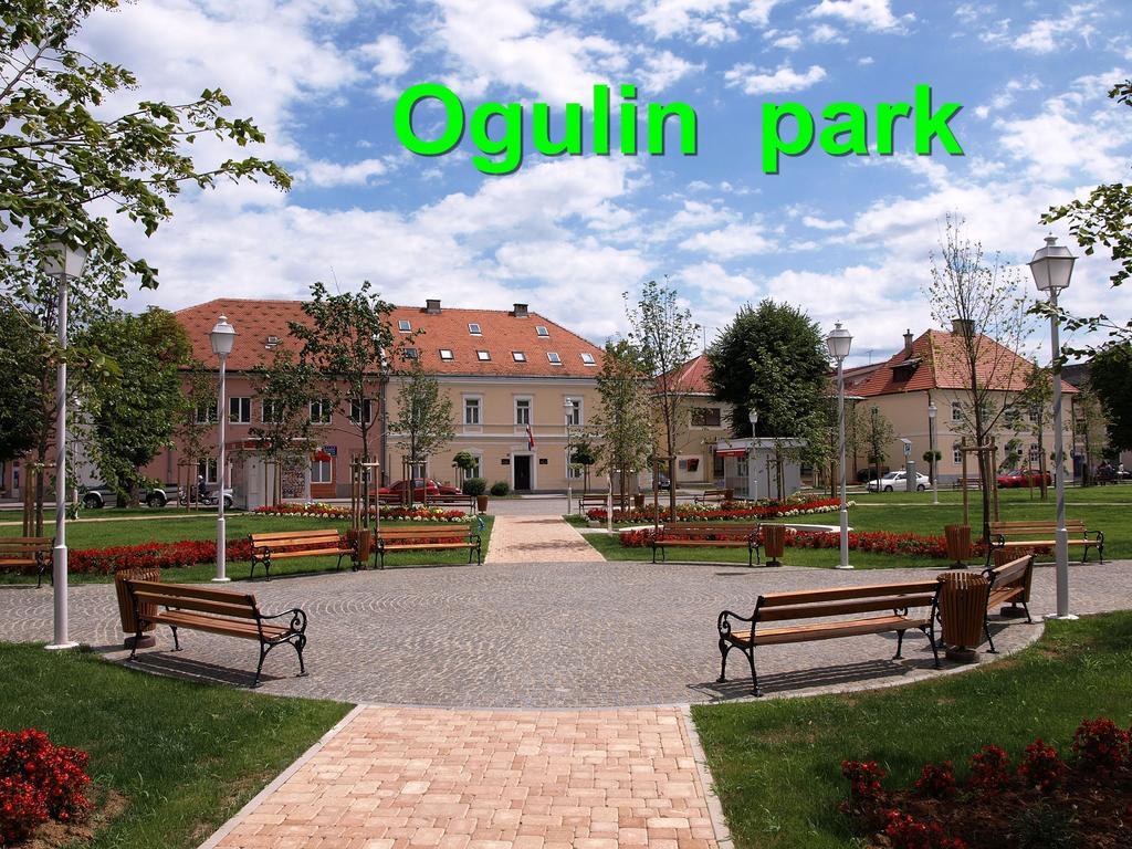 Apartman Marko Ogulin Exteriér fotografie